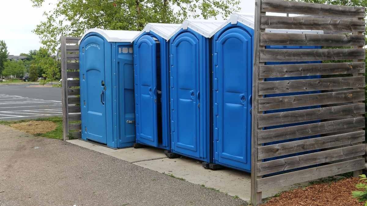 Porta Potty Rental Pros - Quality Portable Restroom Services in Fort Wainwright, AK, 99703